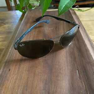 Ray-Ban